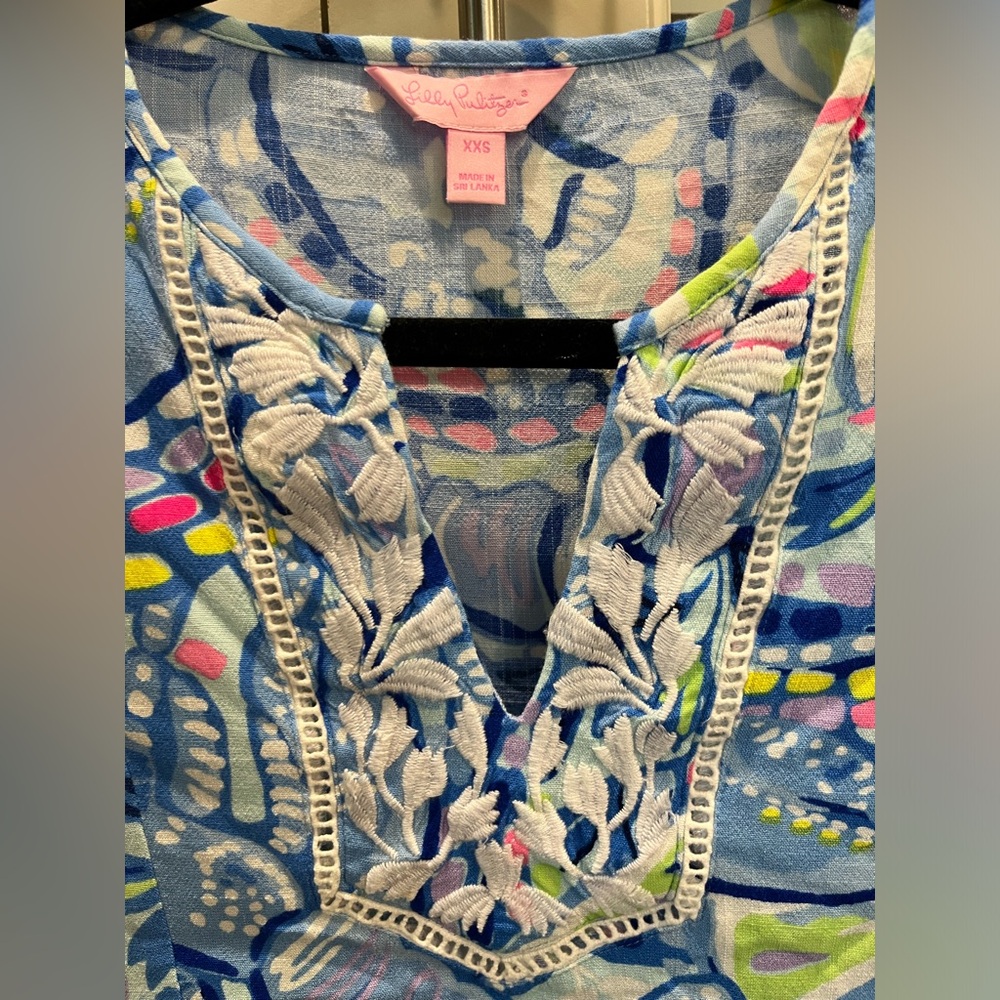 LILLY PULITZER Lyndsea Tunic Blue Peri Pinch Pinch XXS Style# 29175 - Picture 8 of 11